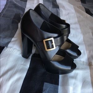 Michael Kors black platform heels Sz 7